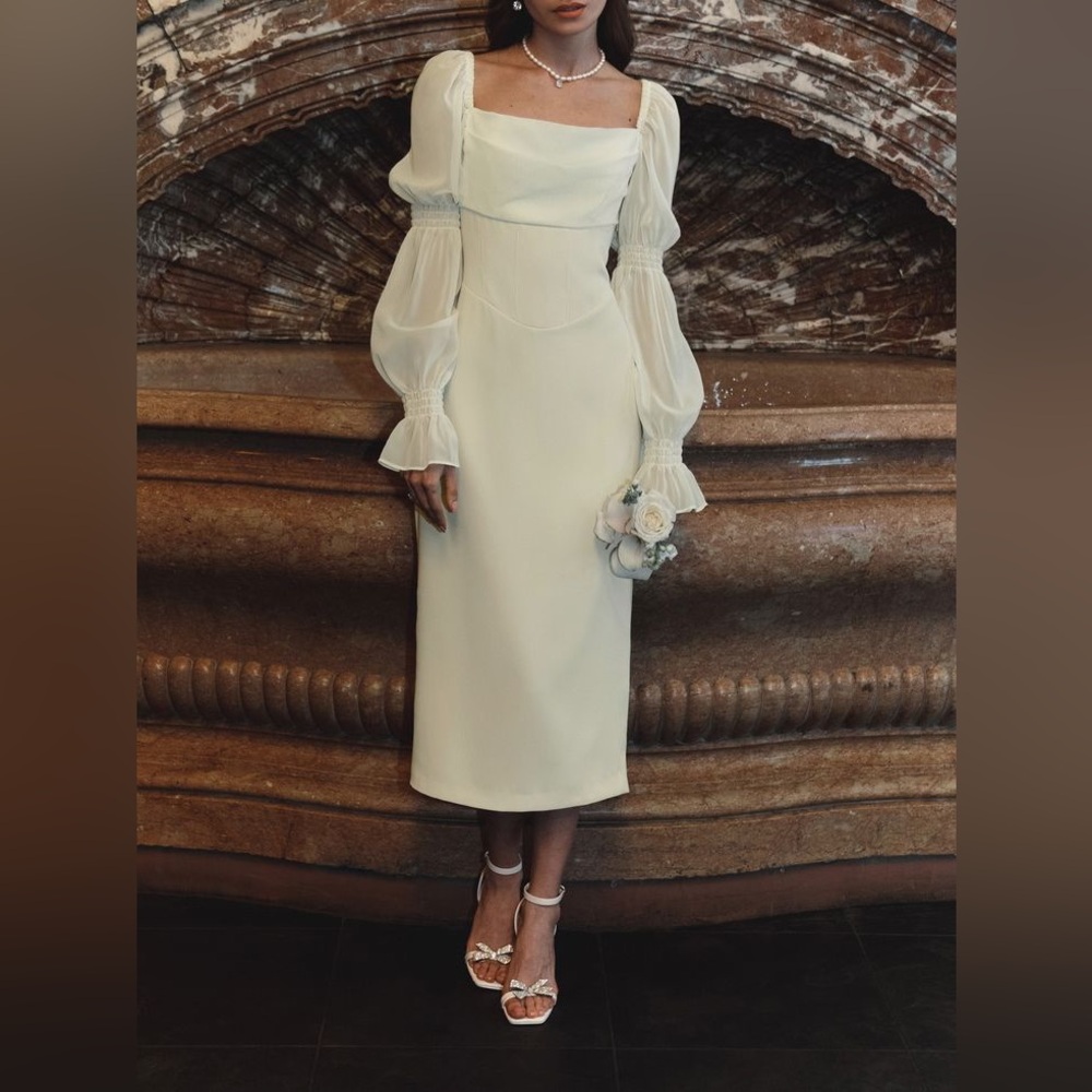 Elegant Cream Long-Sleeve Dress